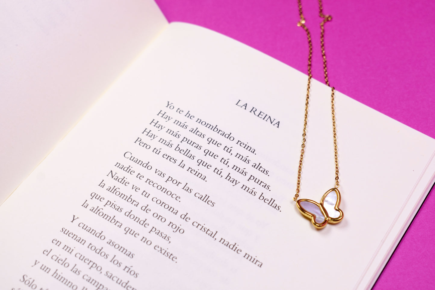 COLLAR AMELIA